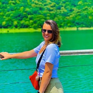 Meet your Posher, Nora